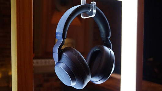 消音効果がすごい! 話題のNCヘッドホンJabra「Elite 85h」を体感してきた