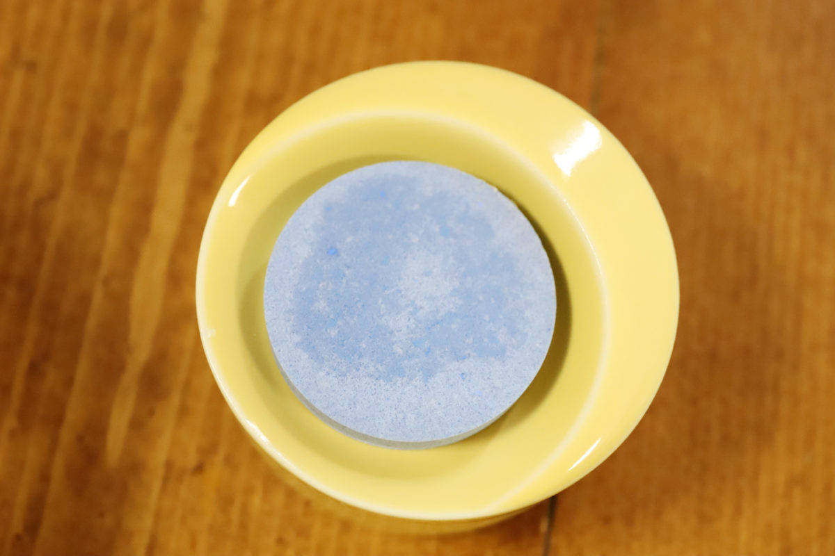 ↑数秒後には、吸水体の表面に水分がじわっとにじみ出してくる