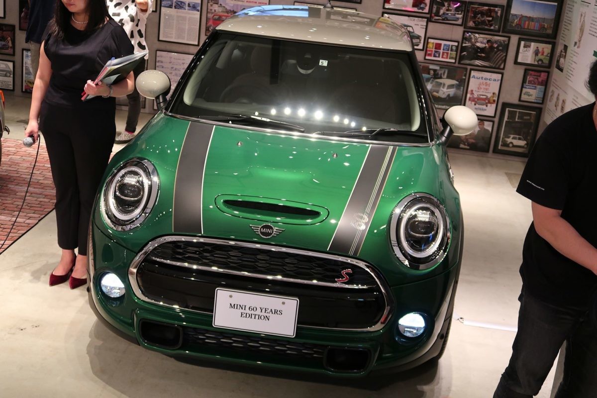 人間でいうと還暦なんだな。「MINI」生誕60周年おめでとう