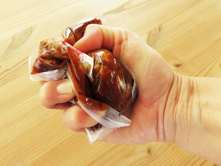 2019-0523-izakaya-retort-hamburger-meat-sauce-02