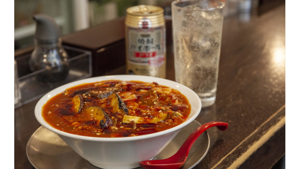 【ラ飲みの名店】「コスパの概念」が吹っ飛ぶ店を知っているか? つまみ、手打ち麺ともに衝撃的な「金町製麺」