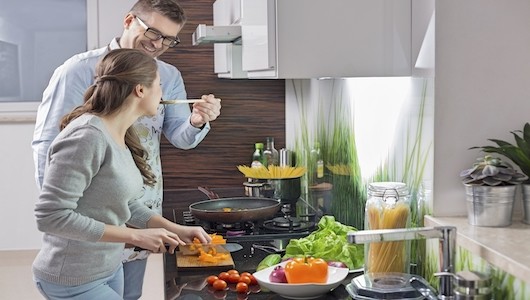 外食消費税増税で自炊派が増加!?  いま使いたい「“時産”調理家電」4選