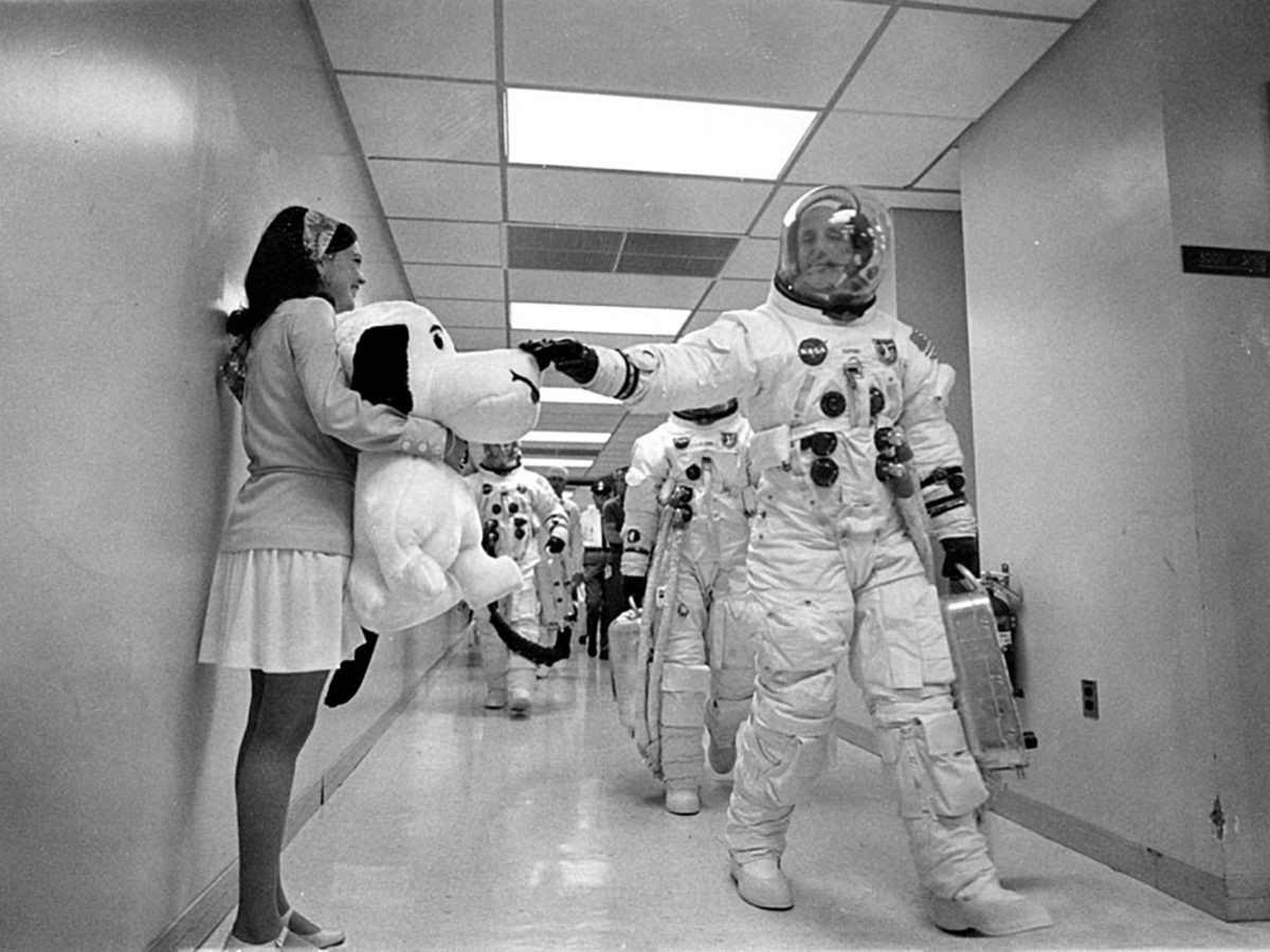 月に行った最初のビーグル犬! NASAとスヌーピーが「月面着陸50周年」を盛大にお祝い