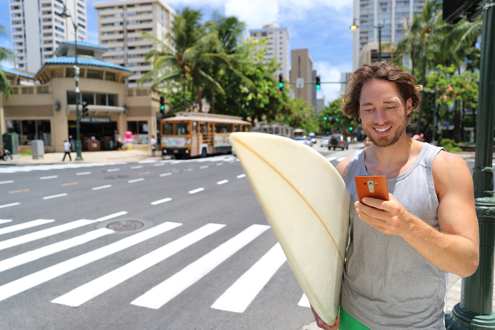 日本人観光客もご用心!! ハワイで罰金となる「道路交通ルール」4つ
