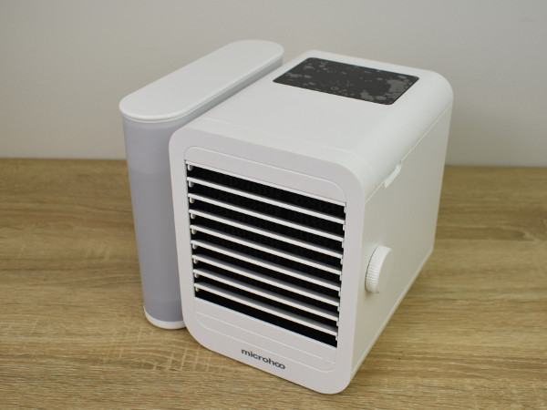 99段階の風速調節が可能！ 加湿+冷風の「Personal Air Cooler SNOWMAN LITE」レビュー