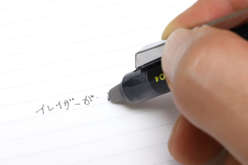 ↑手帳などで細かい消し込みをするには、もちろんスリムなイレイザーが有利に決まっている