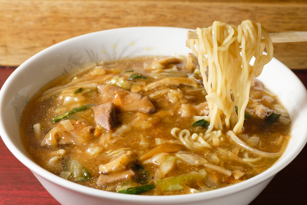 【街中華の名店】これは“スパイス街中華”という新境地！中野坂上「ミッキー飯店」は理想の継承がなされた夢の国だ