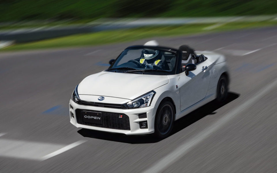 ダイハツのフラッグシップカーにして、GT的資質を持つ 最高のオープンカー「COPEN GR SPORT」を徹底レビュー