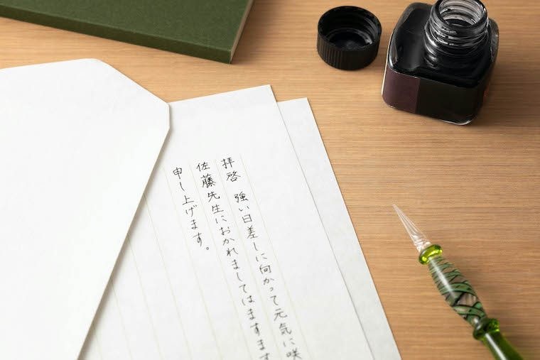 デジタル時代の記憶に残る伝え方。ビジネスマンが再確認すべき「手紙」のマナー