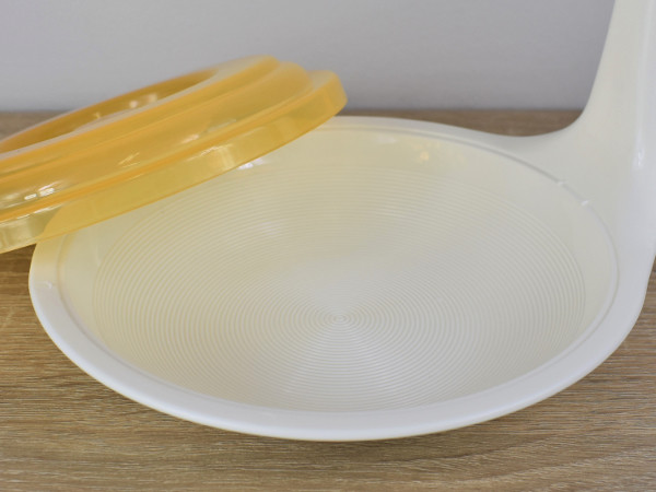 レンジだけでどんぶりも作れる！ ダイソーの「電子レンジ調理器（どんぶり・目玉焼き用）」でパパッとごはん
