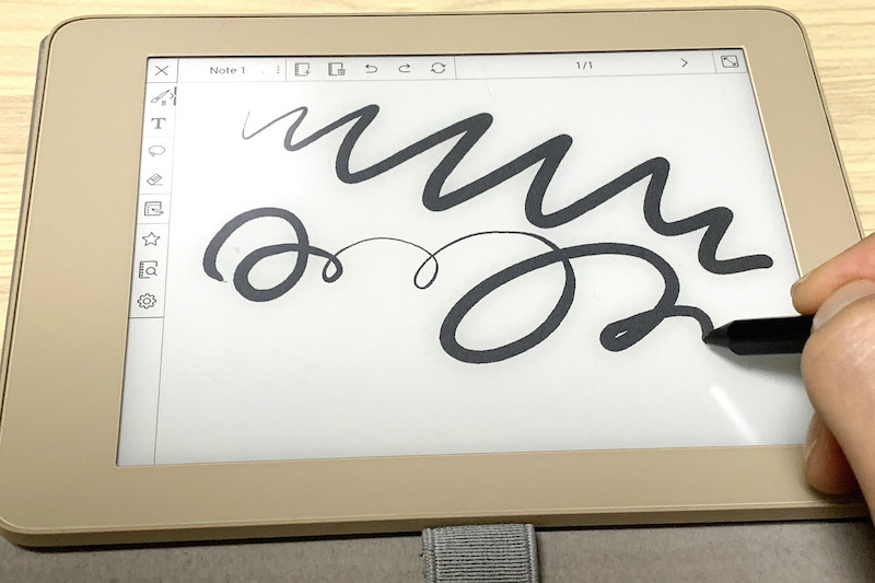 ↑さすがワコムのデジタイザだけあって、筆圧検知はスムーズで使いやすい