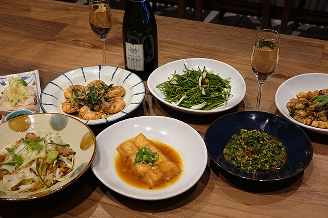 ↑厳選した食材を使用しており、B級グルメ感のあった台湾料理をスタイリッシュに仕上げたことで世界中のグルメな人たちから注目されている