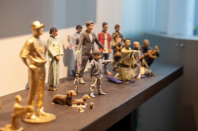 ↑「meta mate」では、3Dプリンターを使ったギフトの作成が可能。金属加工のワークショップなども行う