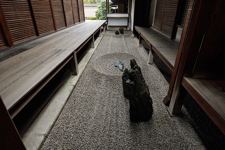京都の石庭鑑賞は今が旬!? 日本人が知っておくべき名「枯山水」11選
