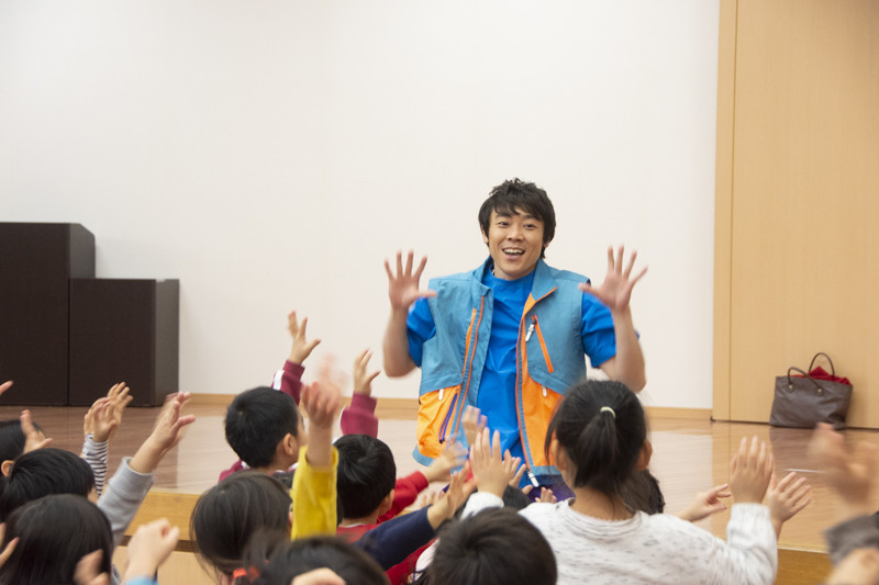 “よしお兄さん”（元NHK体操のお兄さん）と考える――「日本式“遊びを通じた学び”」をエジプトの子どもたちへ！