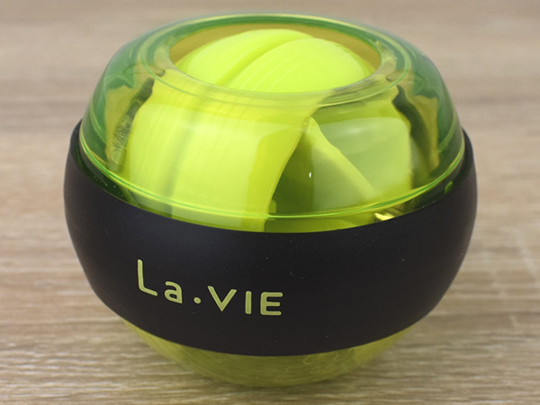 ハンドスピナーの次に流行るのはコレ!? “スナップ鍛錬”を体感できる「La-VIE パワーリスト 220g」レビュー