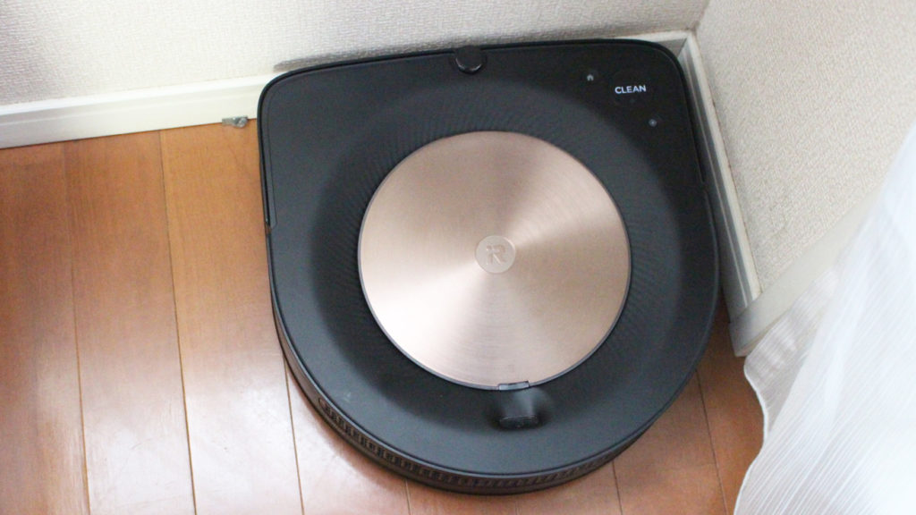 最新モデル「丸くないルンバ」を使って感じた強烈な快感…とにかく「隅」が気持ちいい!
