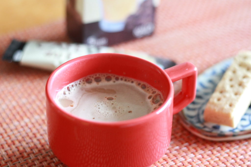 1位のカフェオレは疲れたときの身体にしみるぅ～! カルディの「スティックコーヒー・ココア」飲み比べ