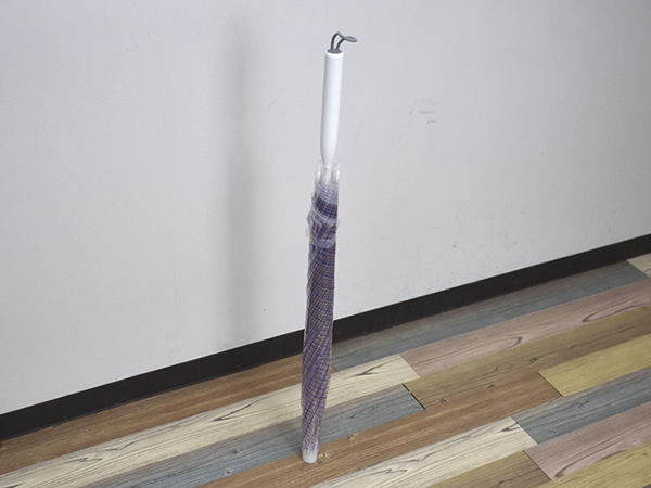 全部品リサイクル可能!! 壊れにくく錆びない新時代のビニール傘「＋TIC プラスチック GRAPH CHECK」レビュー