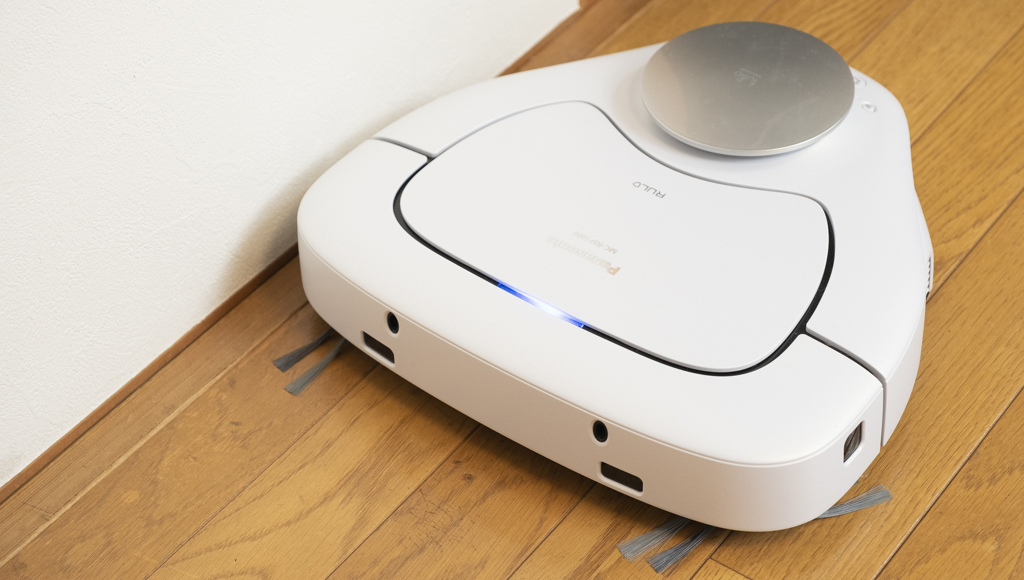 【最新ロボット掃除機レビュー】なんて気楽なんだ! 「片付け無用」の新型「RULO（ルーロ）」で何も考えず「スタート」を押す幸せ