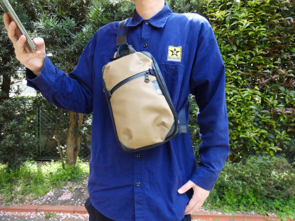タフ＆エレガント。大人の休日に相応しい「ボディバッグ」にはDSBKを選べば間違いない