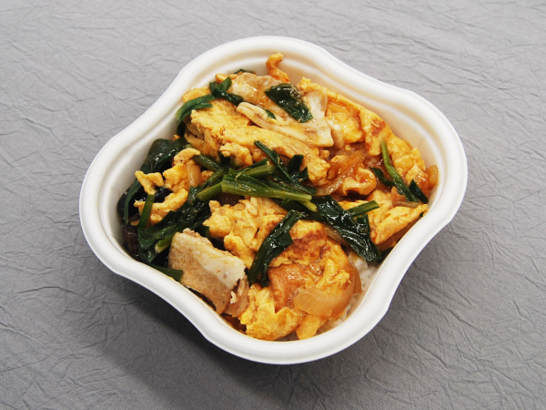 ニラと卵のコントラストが鮮やか！ 食感を楽しめるセブンの「旨辛！ ふんわりニラ玉丼」