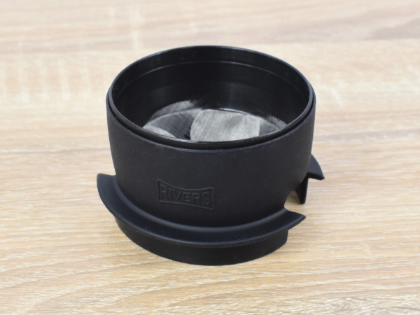 コーヒー好きのキャンパー必見！ ステンレス製フィルターでコーヒーを抽出する「マイクロコーヒードリッパー」レビュー