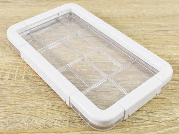 キッチンでスマホを使いたい時はコレ！ 画面が濡れても操作可能な「スマートフォン用防水ケース・大」レビュー