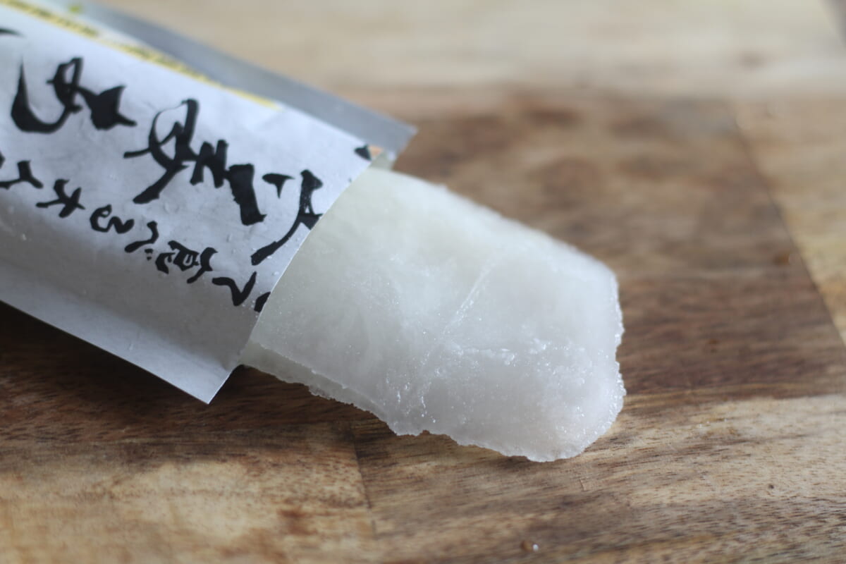 1位の「しょうがアイス」の食感がたまらん! カルディの「凍らせる袋アイス」食べ比べ