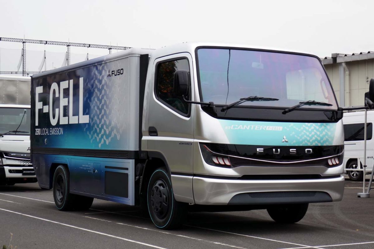 三菱ふそうの燃料電池トラックのプロトタイプ「eCanter F-Cell」を試乗。その詳細は？