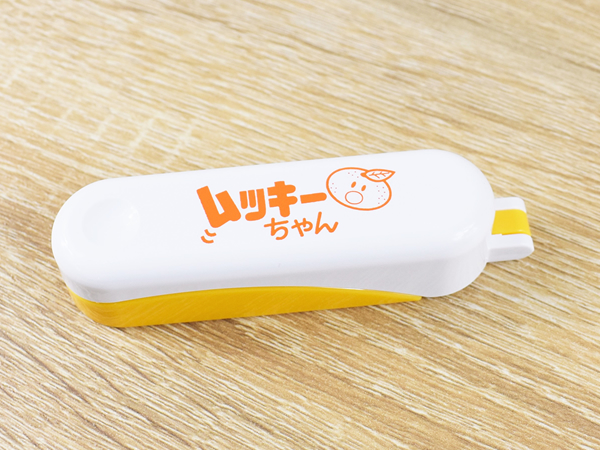 みかんのお供にもってこい！ 皮むきをサポートする「ムッキーちゃん」レビュー