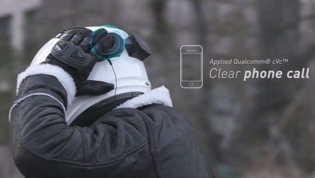 ヘルメットをつけたまま音声ナビや通話もOK! 骨伝導を応用した「Headtooth」が便利そう!!