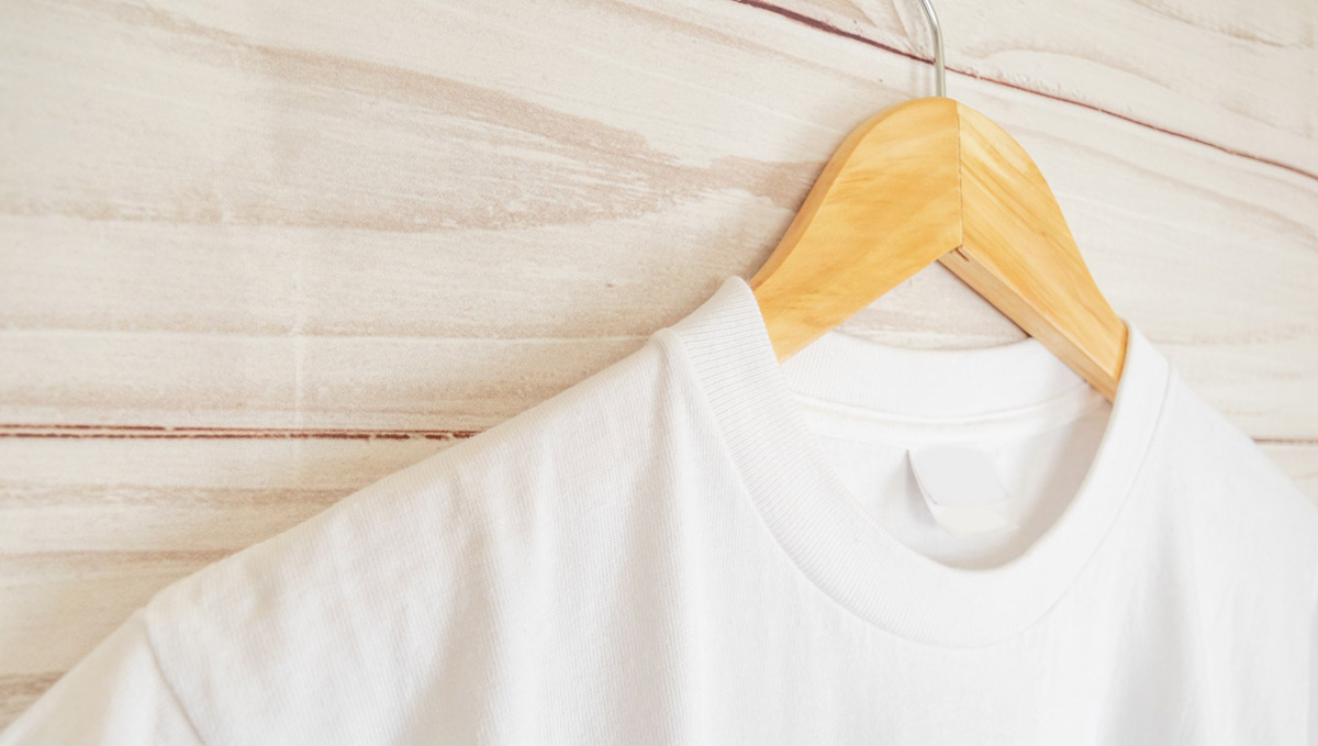トレンドの「白いTシャツ」をずっと真っ白に保つ洗濯術【上級編】