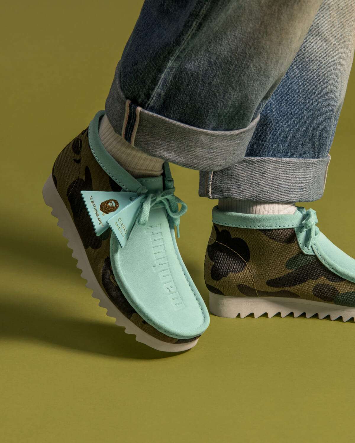 A BATHING APE × REGAL ワラビー クラークス USED 
