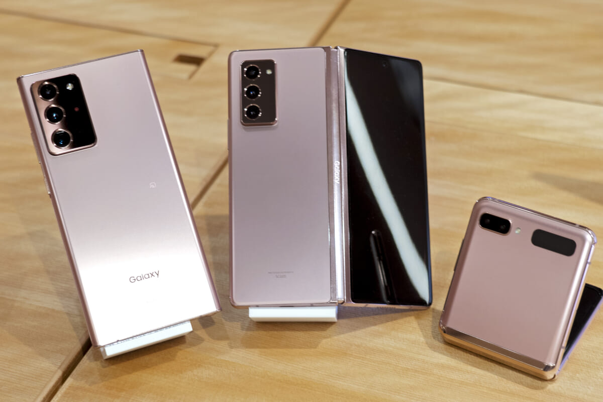 au新スマホの最大勢力「Galaxy」スマホを一気にインプレ！ 最新折りたたみスマホ、ペン対応スマホの出来栄えは？