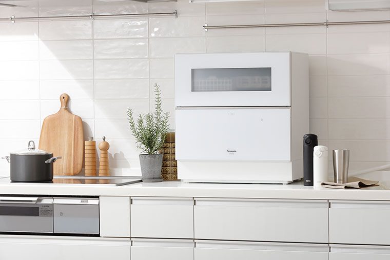 タンク型＆据置型なら賃貸住宅でもOK！ 省スペースで高性能な「食洗機」最新モデルはどれだ？