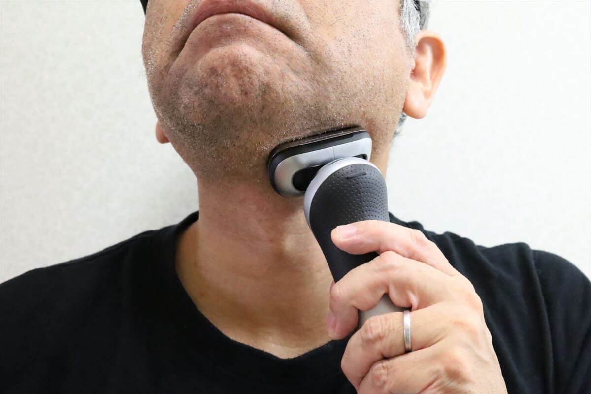 え、この剃り味で1万円台？ 「究極の密着性」を目指したブラウンの新シェーバーが衝撃的