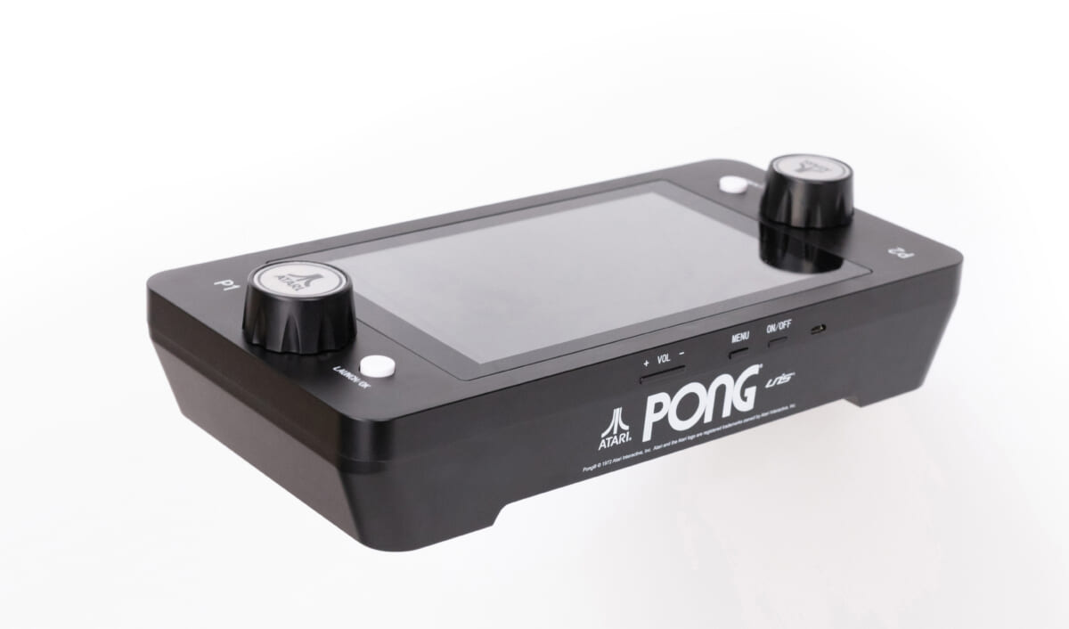 アタリの「PONG」筐体が卓上版に！ 乾電池で動く「Atari Mini PONG Jr.」国内予約受付中
