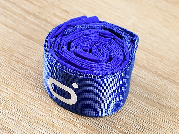 ポケットに入れられる!? 形状記憶加工でサッとたためるエコバッグ「Foldyroll bag」レビュー