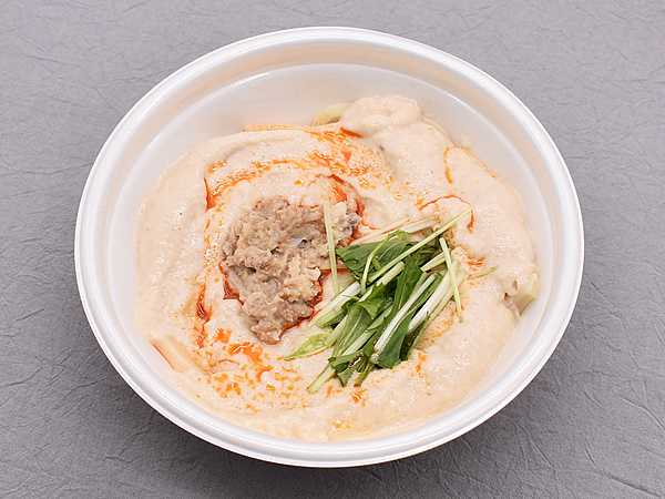 “優しい辛さ”に惚れてしまう… 異色の組み合わせが新食感を生み出したローソンの「クリーム担々のおうどん」