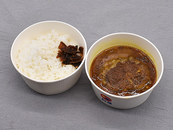 これが松屋の“本気”か… とろっとろの牛肉が味わい深い「創業ハンバーグビーフカレー」