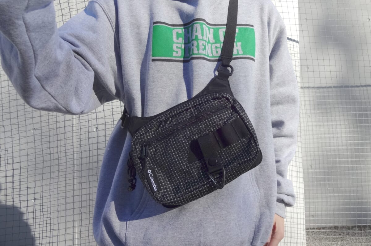 コロンビアの「4730円のセキュリティーショルダー」は実にちょうどイイし、コスパが最強
