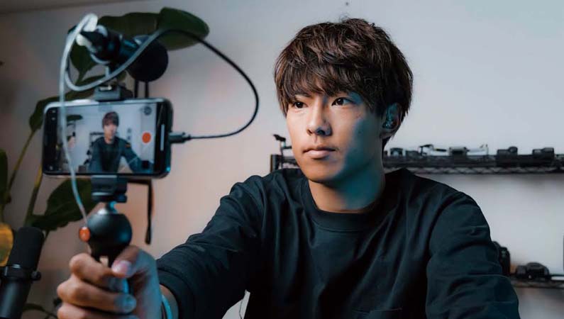 “買い”の基準は自分を高めるモノ──動画クリエイター、大川優介