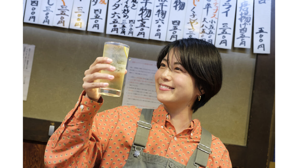 【東京・大衆酒場の名店】伝説の「三祐酒場」で聞く「元祖焼酎ハイボール」発祥の噺