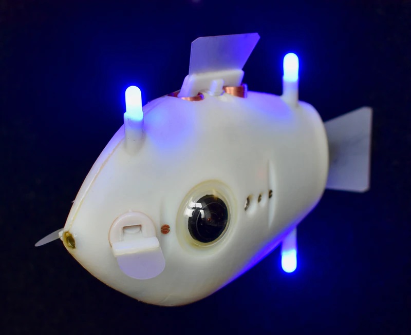 なんかスゴい時代…自律的に動く「魚の群れロボット」が誕生