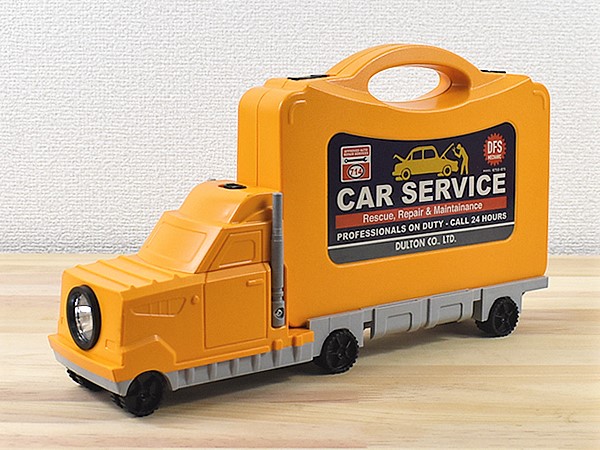 トラックの荷台に工具が満載！ 遊び心のある工具セット「TOOL KIT “CAR SERVICE”」レビュー