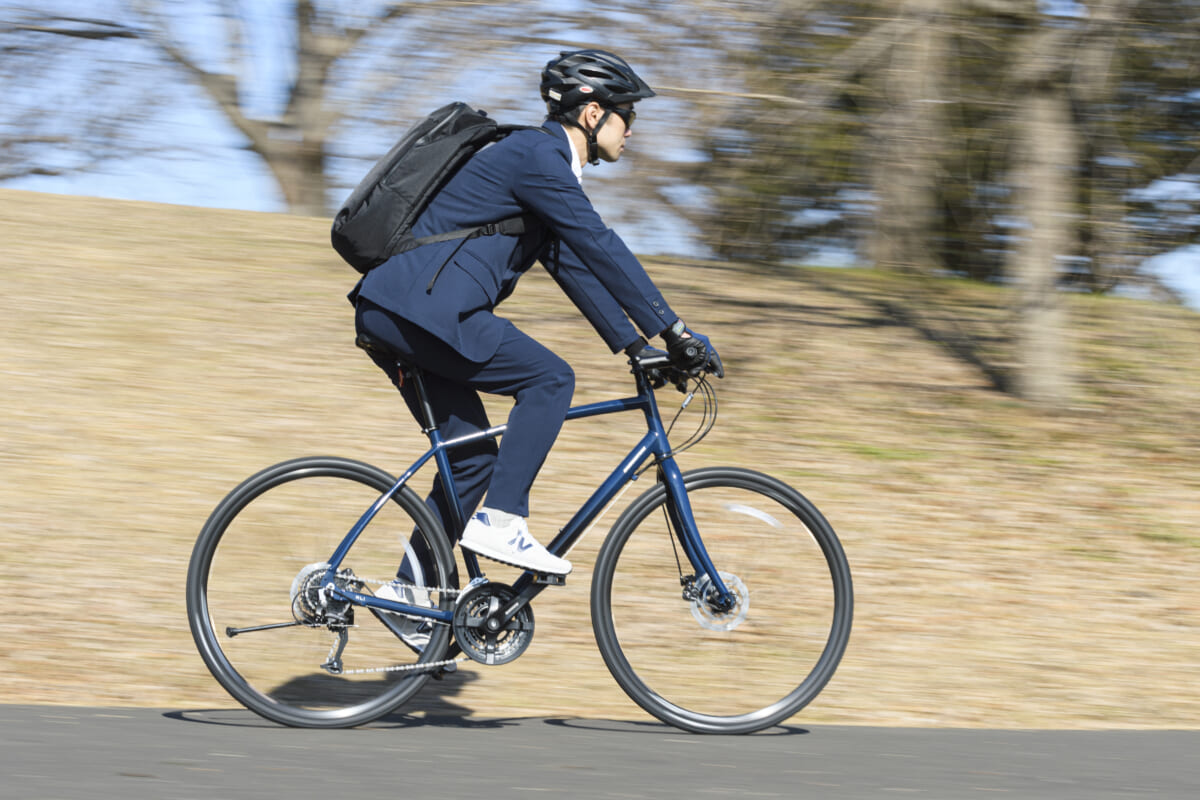 ニューバランス「THE CITY」×自転車通勤の相性は抜群だった! アンカーの新モデル「RL1」でGPSアートしながらレビュー。