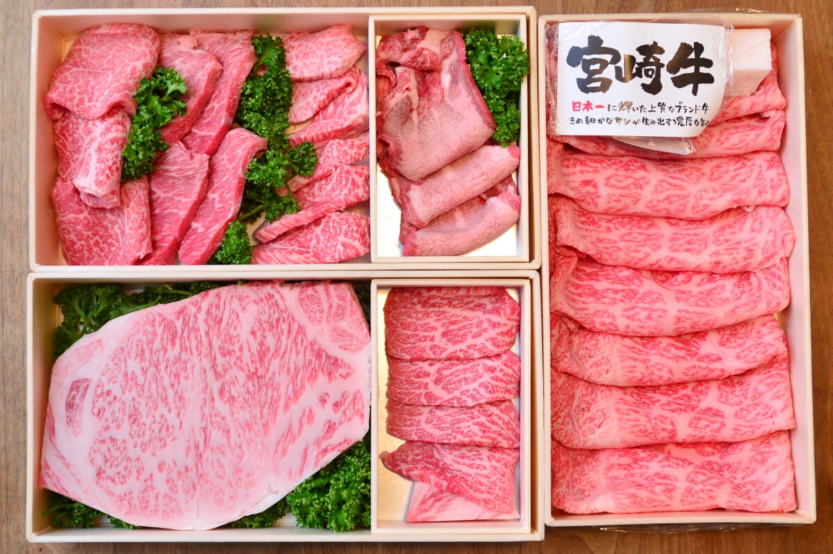 宮崎牛を市場値の「半額」で! 福岡で行列の「精肉スーパー」が関東出店加速で肉ライフがはかどる