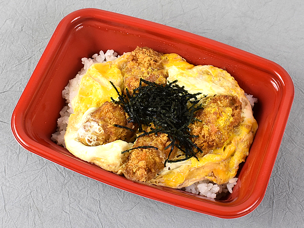 海のミルクの旨味をぎゅっと凝縮！ 濃厚＆シルキーな松のや「カキフライとじ丼」