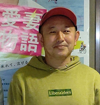 足立紳
